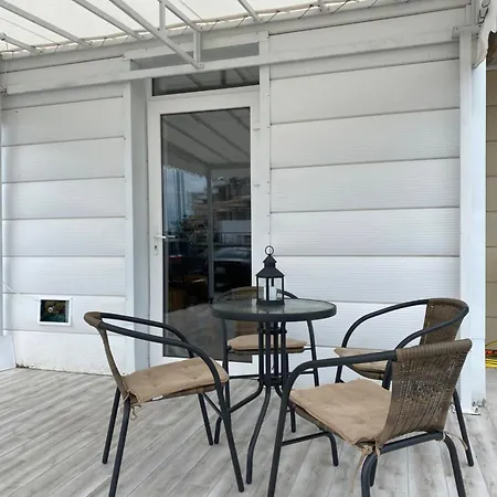 золотий бугаз корп5 апарт3 * Odesa