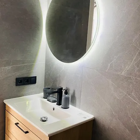 золотий бугаз корп5 апарт3 Odesa