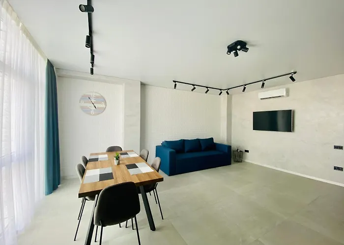 золотий бугаз корп5 апарт3 * Odesa